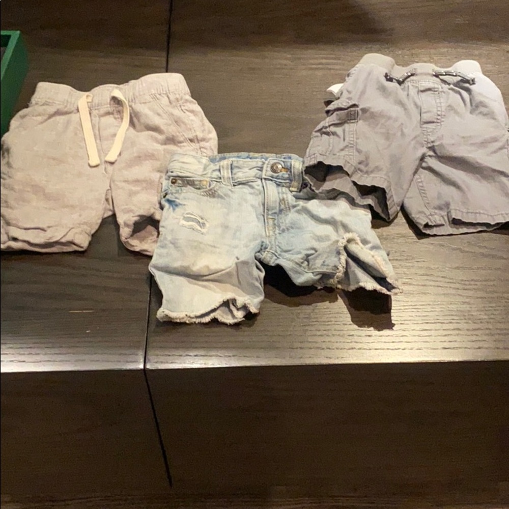 (3) 3T Shorts